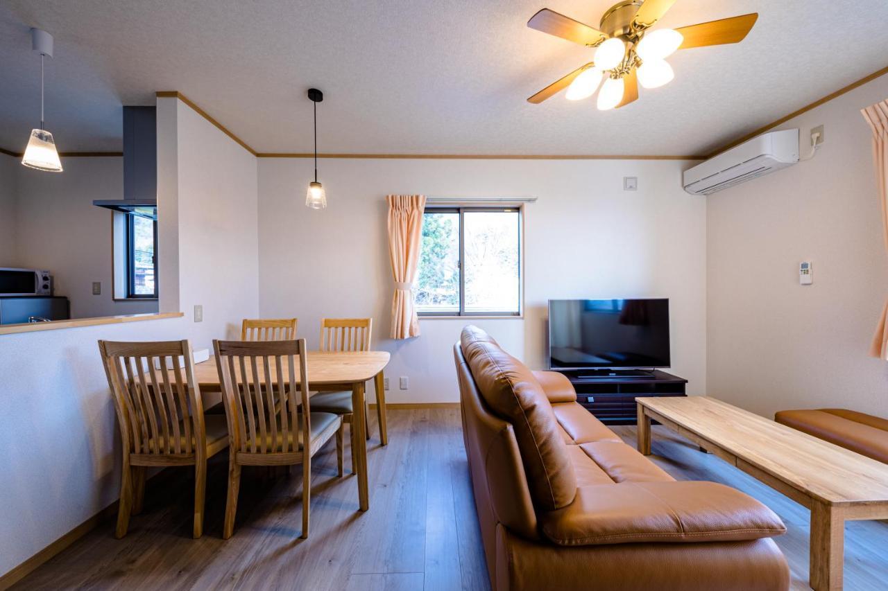 Furaku-Cat Villa ฟูจิคาวากุจิโกะ ภายนอก รูปภาพ